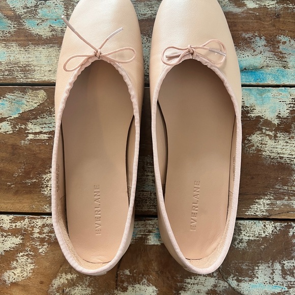 Everlane - Picture 4 of 4